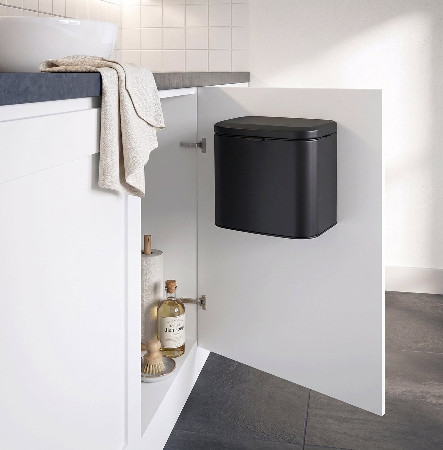 Wallmounted bin